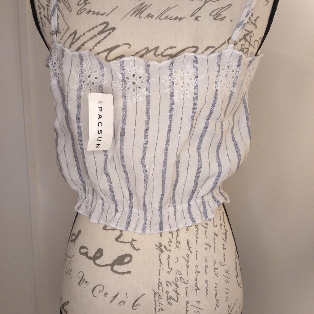 Pacsun L.A. Hearts crop top - Picture 8 of 9
